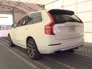 2019 Volvo XC90 T6 Momentum