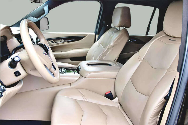 2018 Cadillac Escalade Platinum