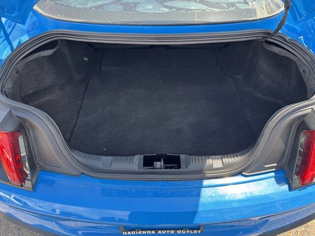 2022 Ford Mustang EcoBoost