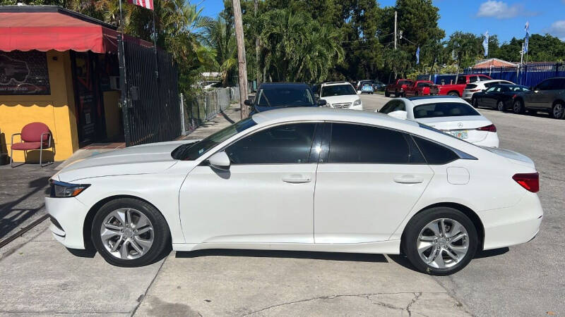 2018 Honda Accord for sale at AUTO ALLIANCE LLC in Miami FL