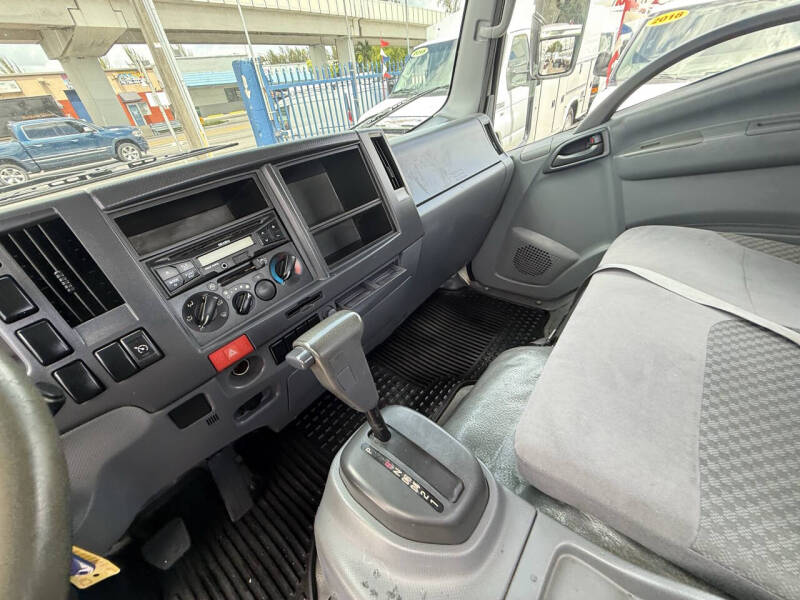 2014 Isuzu NPR