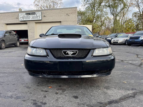 2004 Ford Mustang
