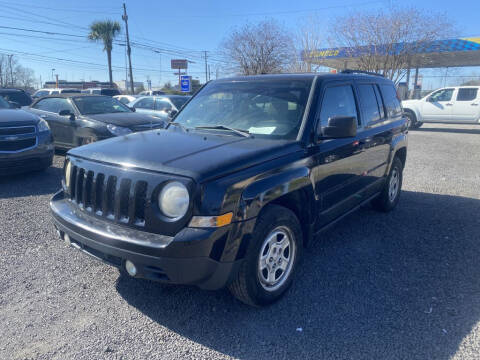 2011 Jeep Patriot for sale at Lamar Auto Sales in North Charleston SC