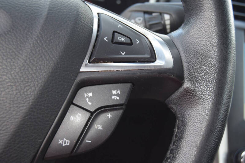 2018 Ford Fusion Hybrid SE