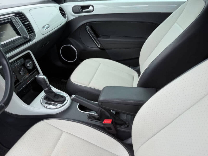 2019 Volkswagen Beetle Convertible