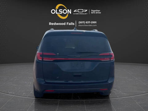 2025 Chrysler Pacifica Limited