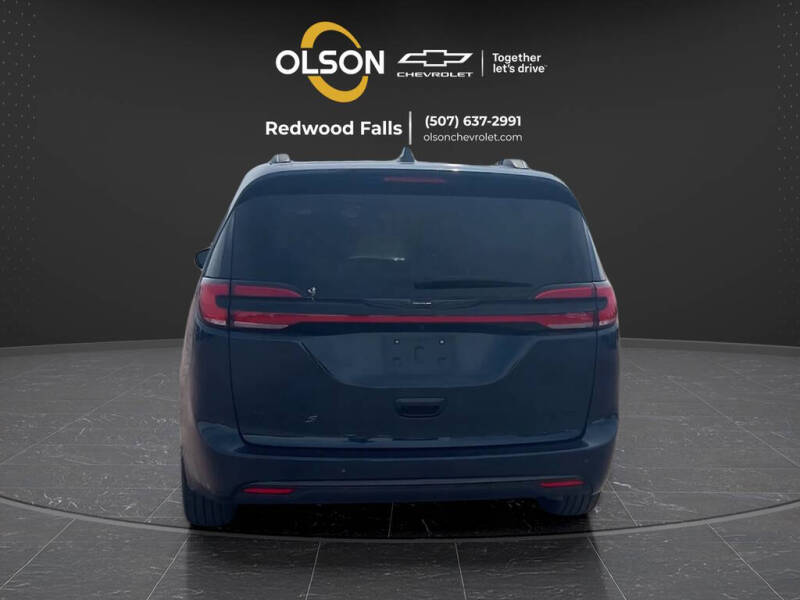 2025 Chrysler Pacifica Limited