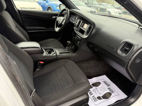 2013 Dodge Charger SE