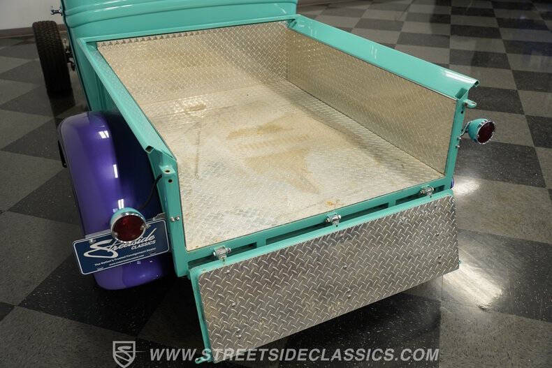 1932 Ford F-100