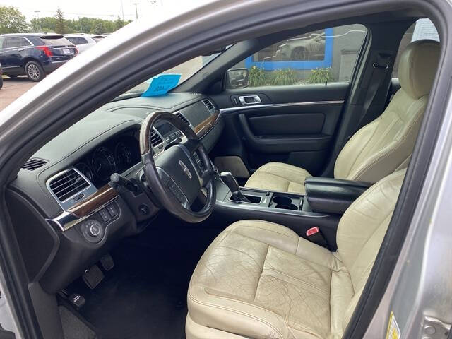 2010 Lincoln MKS
