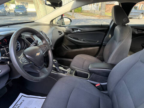 2017 Chevrolet Cruze LT Auto