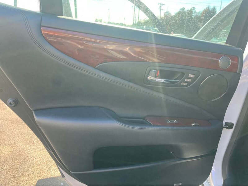 2008 Lexus LS 460