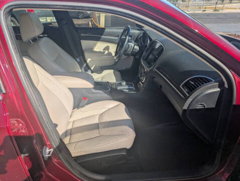 2018 Chrysler 300 Limited