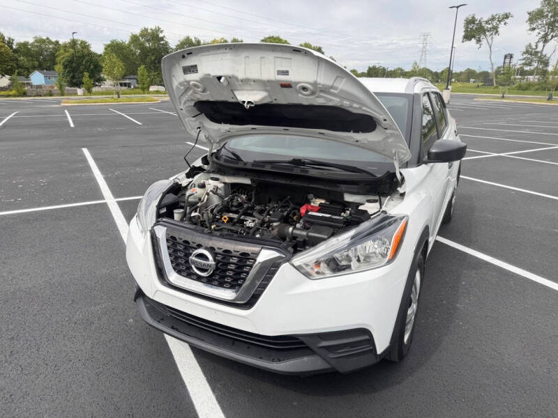 2019 Nissan Kicks S