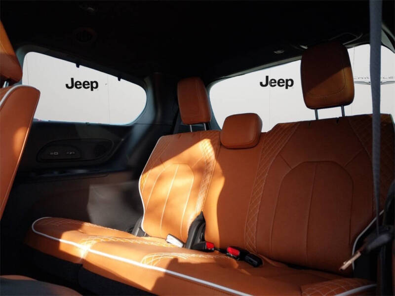 2026 Chrysler Pacifica Pinnacle