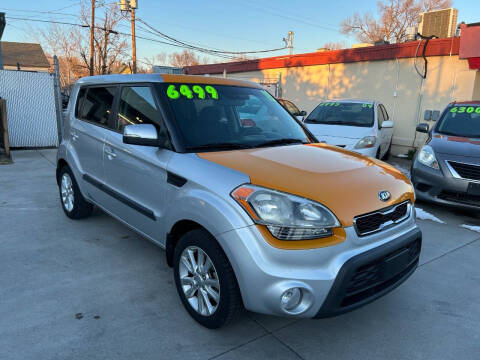 2013 Kia Soul +