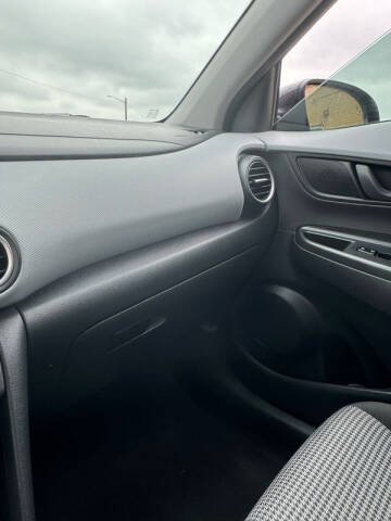 2021 Hyundai Kona SEL