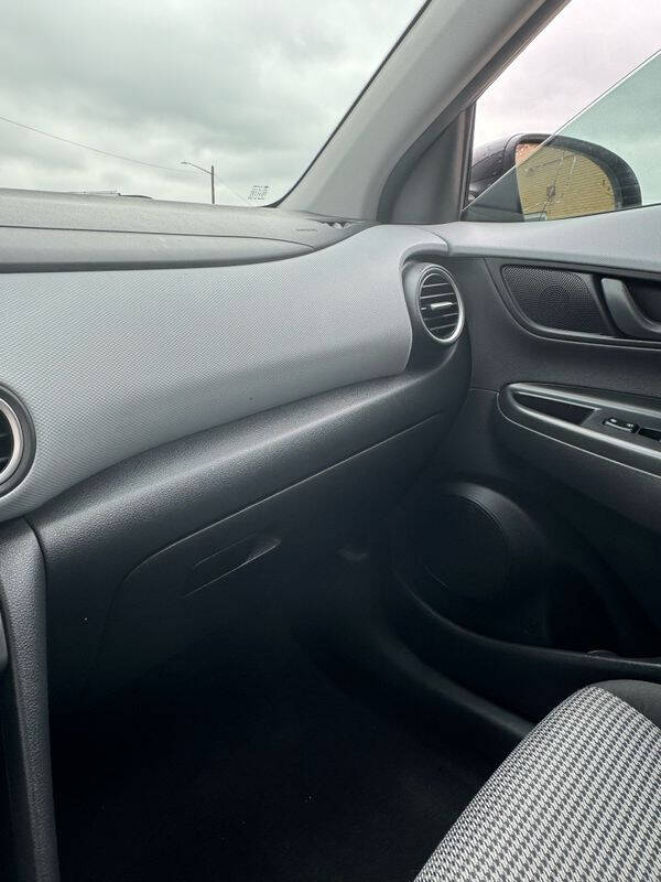 2021 Hyundai Kona SEL