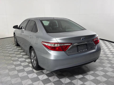 2017 Toyota Camry Hybrid