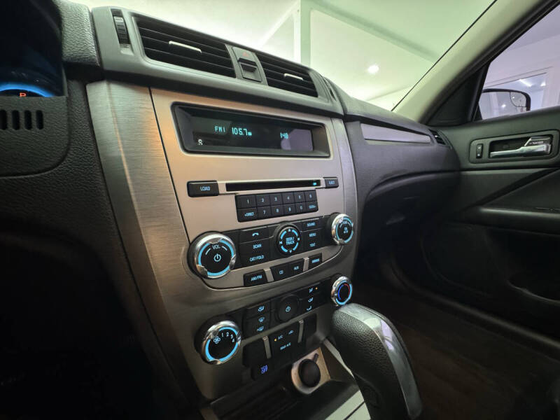 2012 Ford Fusion SE