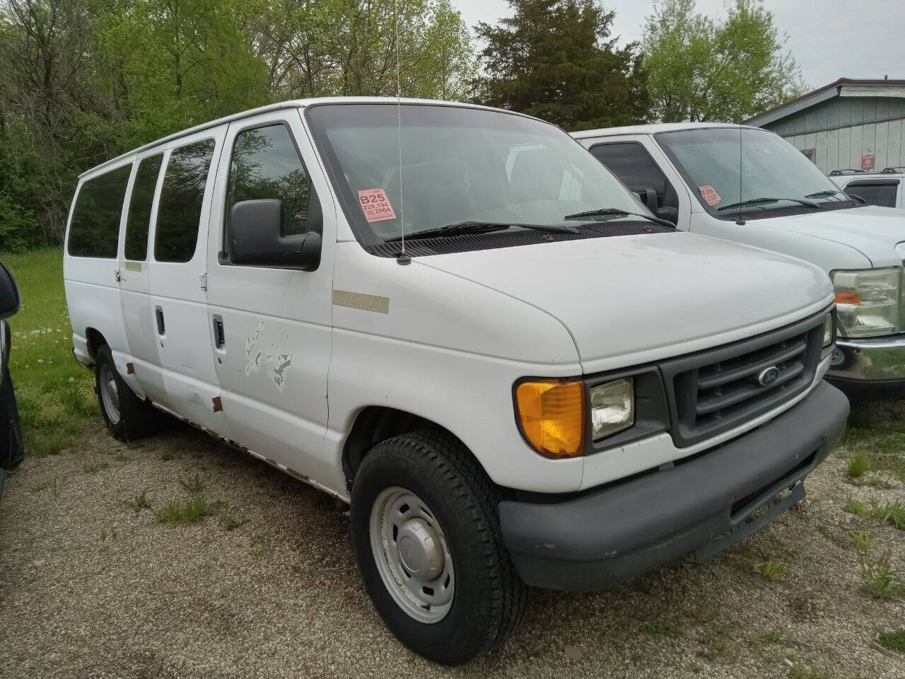 2004 ford best sale passenger van