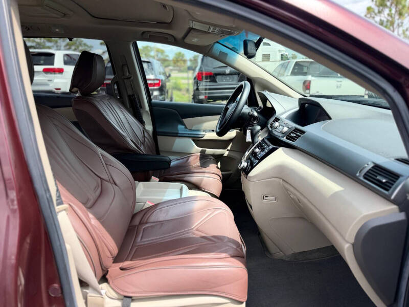 2011 Honda Odyssey EX-L w/DVD
