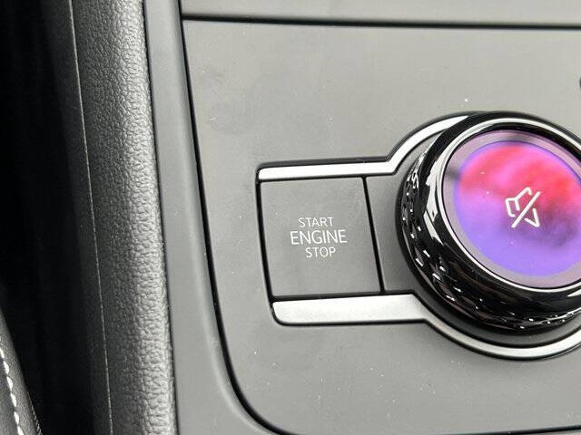 2026 Volkswagen Tiguan SE 4Motion