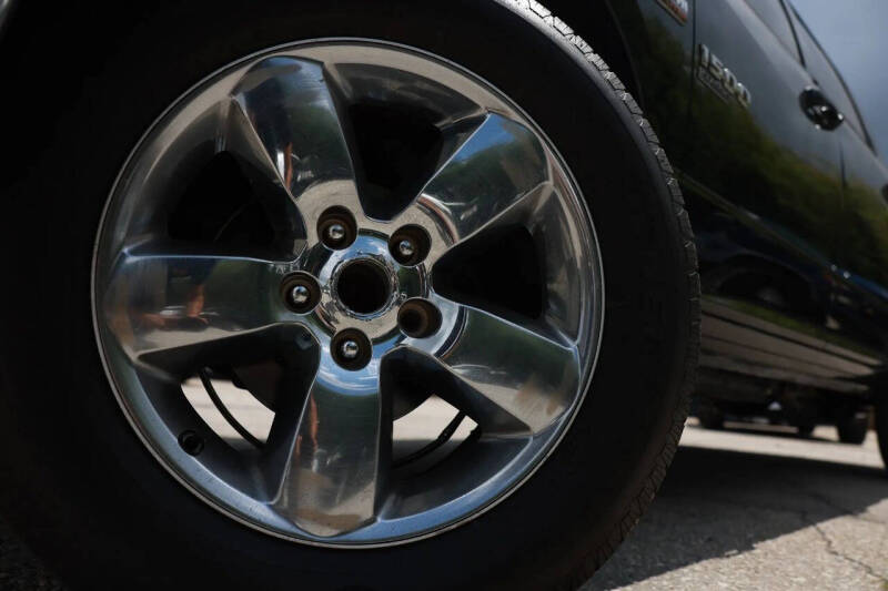 2019 RAM 1500 Classic SLT