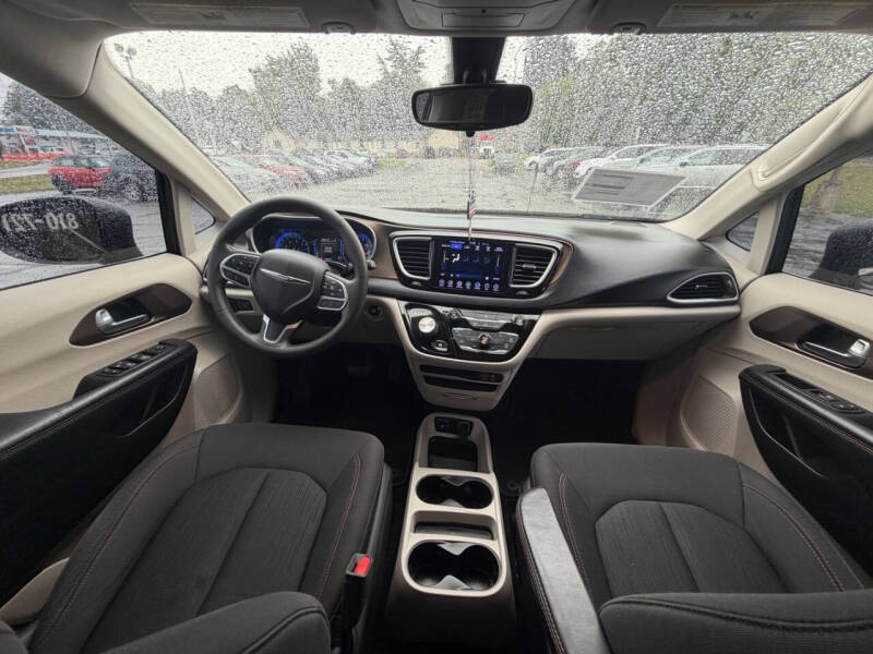 2017 Chrysler Pacifica Touring