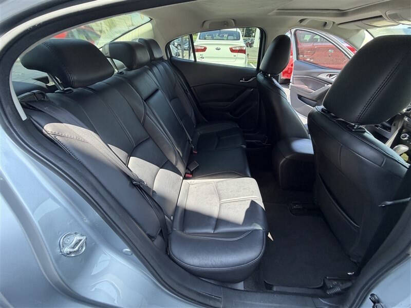 2018 Mazda MAZDA3 Touring