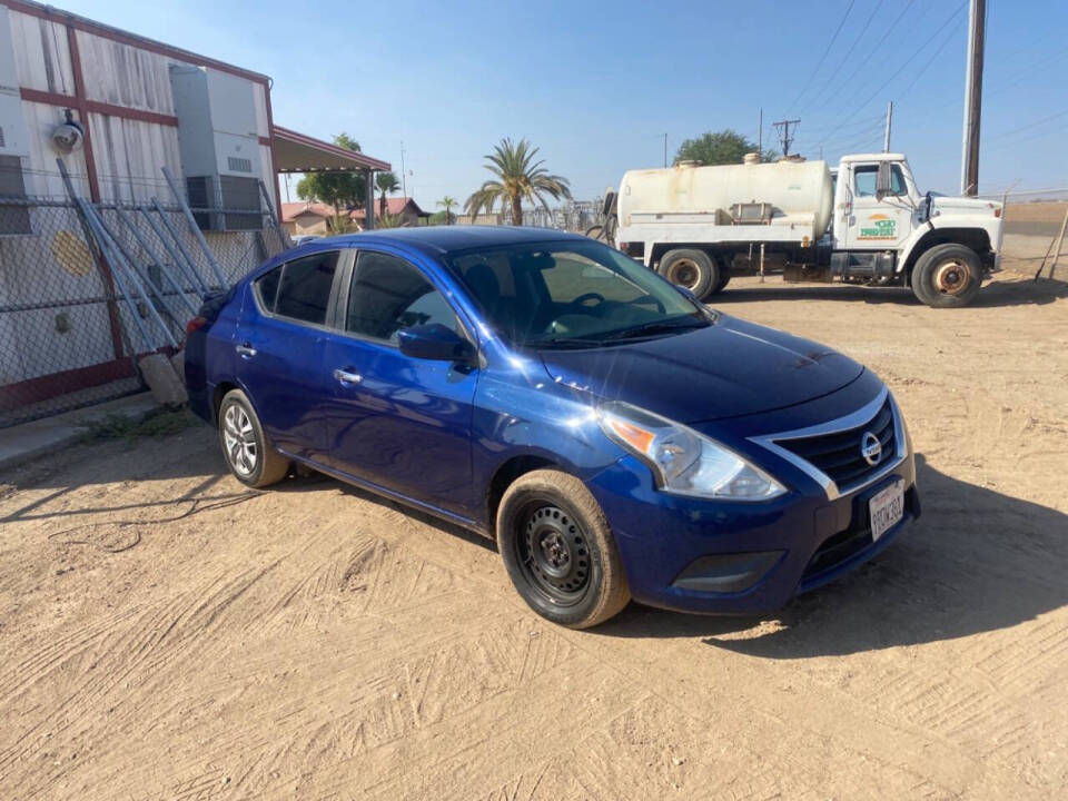 2019 Nissan Versa for sale at GLOBAL VEHICLE EXCHANGE LLC in Somerton, AZ