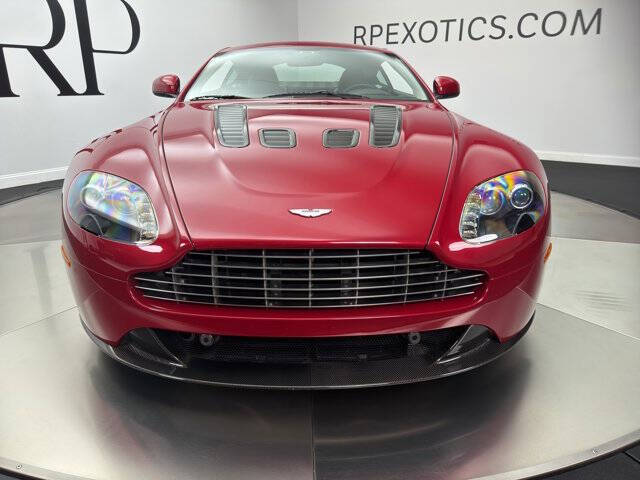 2011 Aston Martin V12 Vantage