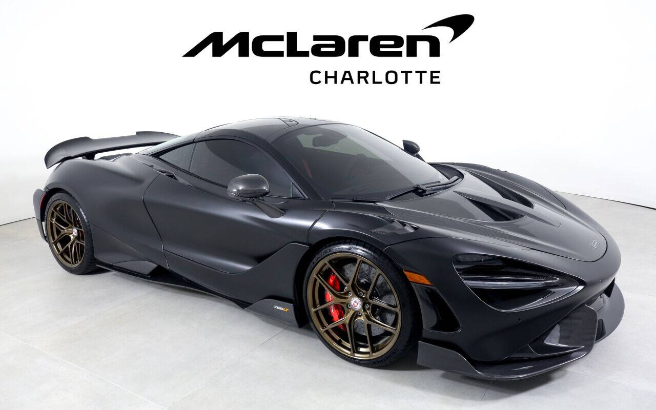 ONYX BLACK 2021 McLaren 765LT Base 2dr Coupe 2
