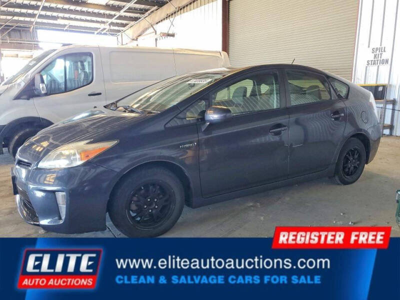 2014 Toyota Prius Two