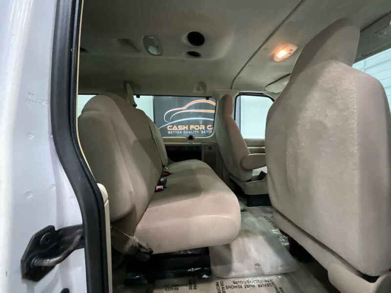2012 Ford E-Series E-350 SD XL