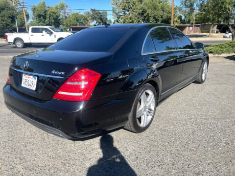 2012 Mercedes-Benz S-Class S 550 4MATIC
