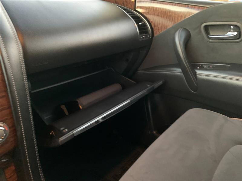 2017 Nissan Armada SV