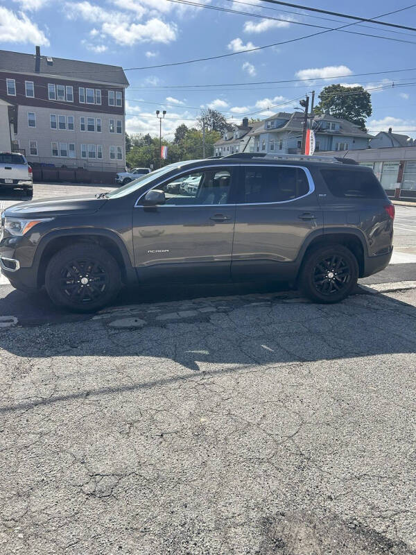 2019 GMC Acadia SLT-1