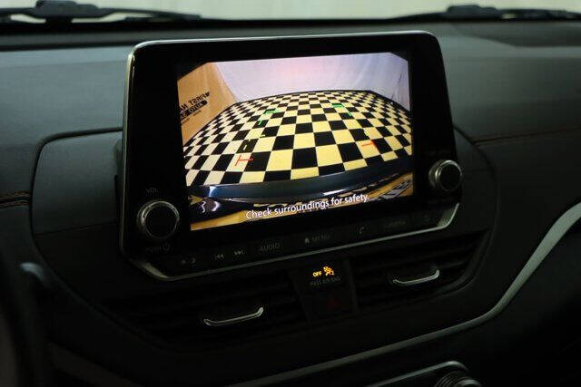 2021 Nissan Altima 2.5 SR