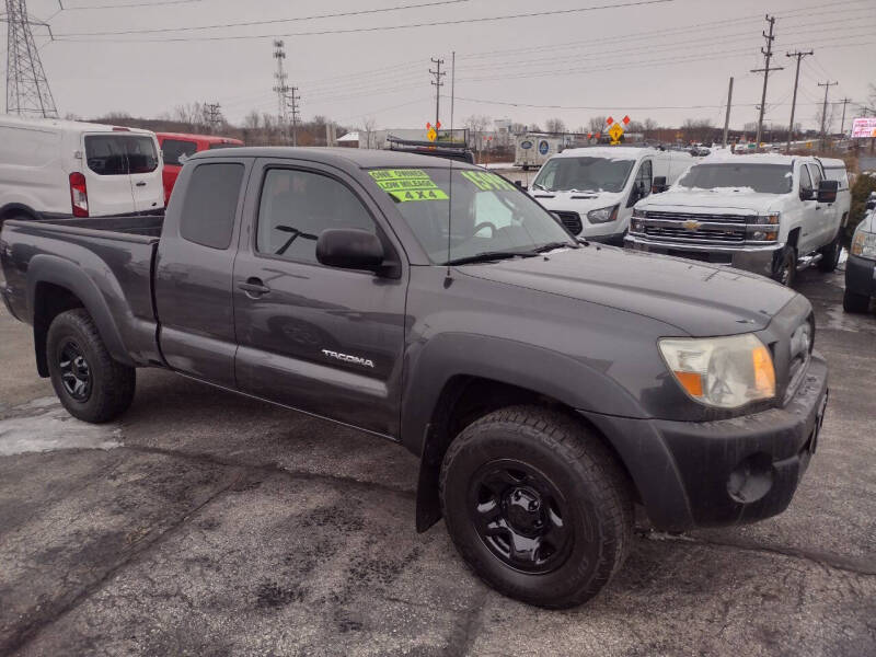 2010 Toyota Tacoma Base photo 3