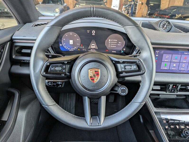 2024 Porsche Macan 4 Electric