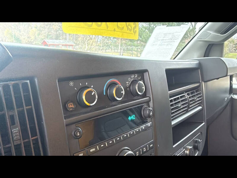 2021 GMC Savana 3500