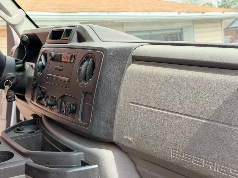 2011 Ford E-Series