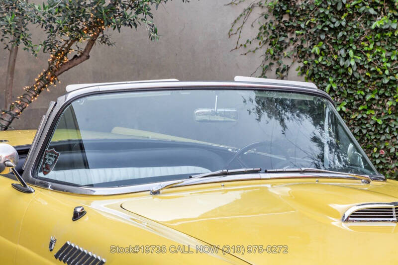 1956 Ford Thunderbird