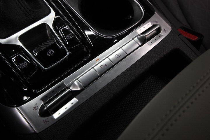 2022 Kia Carnival SX