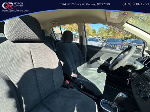 2011 Nissan Versa 1.8 S