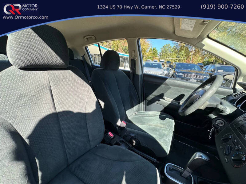 2011 Nissan Versa 1.8 S