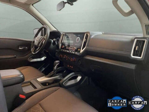 2025 Nissan Frontier SV