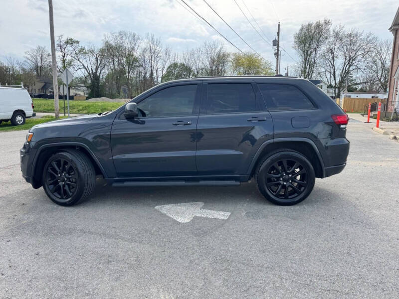 2017 Jeep Grand Cherokee Laredo