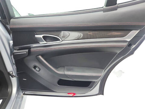 2015 Porsche Panamera GTS